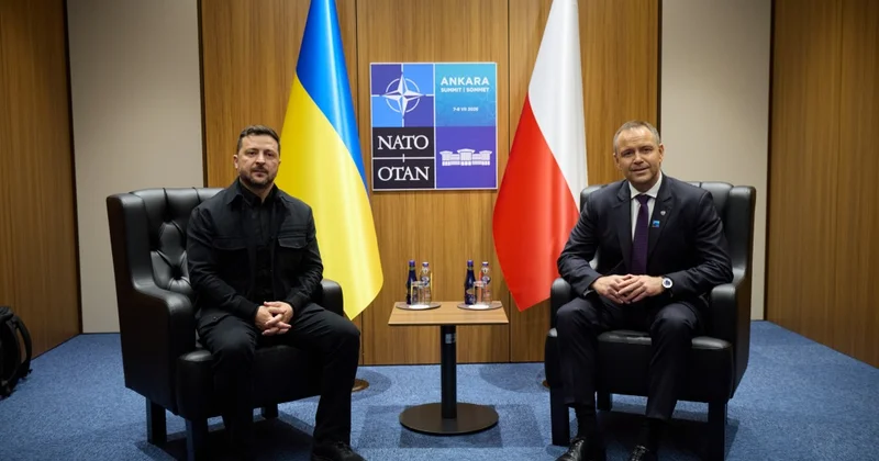 Президенты Украины и Польши впервые встретились после конфликта