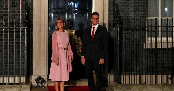 İspaniya baş nazirin xanımını Türkiyəyə buraxmadılar