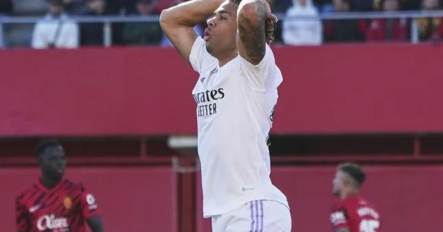 Real ın sabiq oyunçusu bu klubda