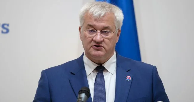 Ukrayna və Moldova Aİ yə daxil olmaq üzrə danışıqlara eyni vaxtda başlamağa hazırdırlar