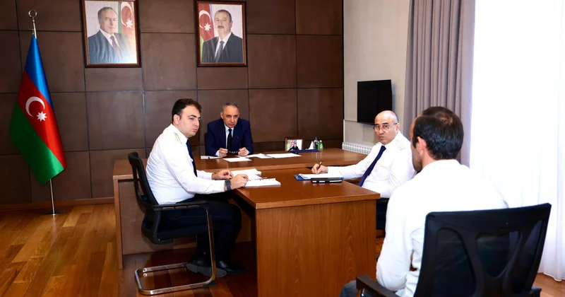 Baş prokuror Qəbələ rayonunda vətəndaşları qəbul edib