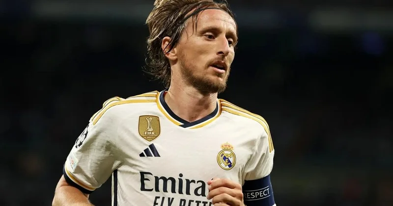 Real ın prezidenti Luka Modriçə baş məşqçi vəzifəsi təklif edib