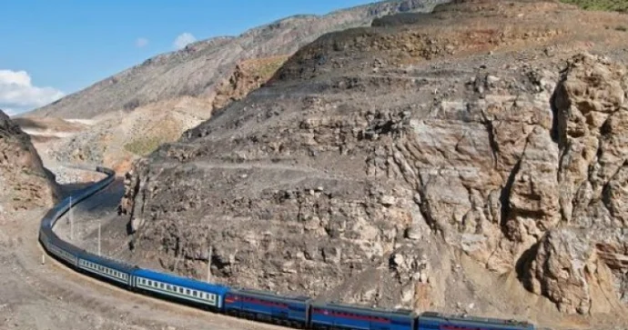Zəngəzur dəhlizi əsas logistik mərkəzə çevriləcək Ekspert
