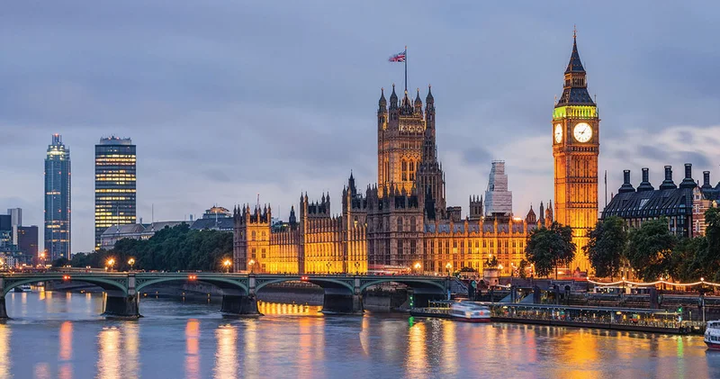 Böyük Britaniyada faiz dərəcələri iki ilin ən aşağı həddinə çatıb