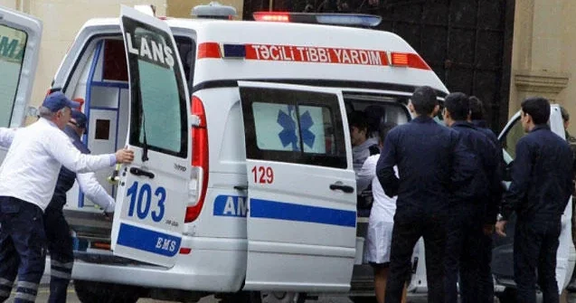 Sumqayıtda 22 yaşlı gənc bıçaqlandı, saxlanılan var