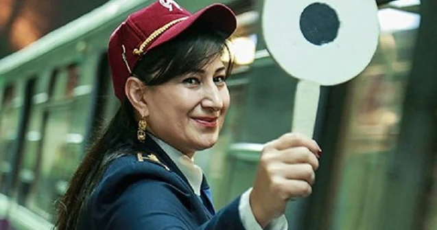 Bakı metrosunda körpə doğuldu