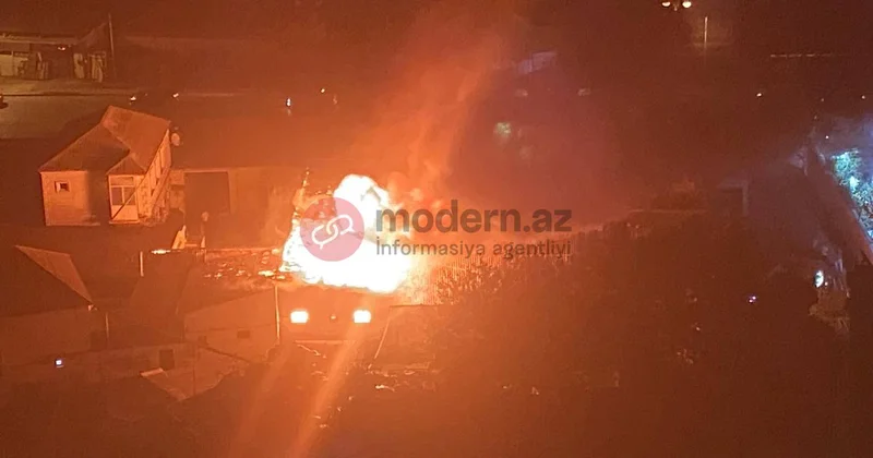 Bakıdakı yanğınla bağlı rəsmi AÇIQLAMA GÖRÜNTÜLƏR
