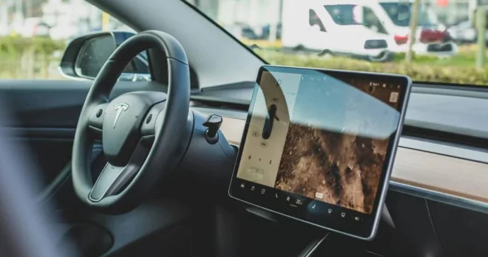 Tesla Dojo superkompüterindən imtina etdi