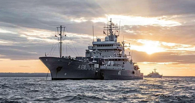 Niyə gəmilər okeanın ortasında lövbər atmır və əvəzində nə edirlər?