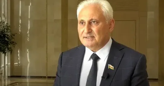 Tarixən bizə aid olan torpaqlardan biz istifadə edə bilməmişik Hikmət Babaoğlu