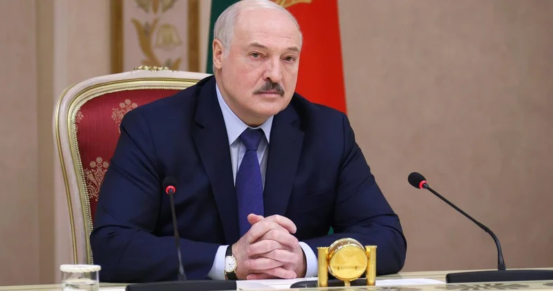 Лукашенко: Мне пришлось остаться президентом
