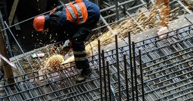 2025 ci ildə Sankt Peterburqda iki dəfə çox tikinti şirkəti bağlanıb...