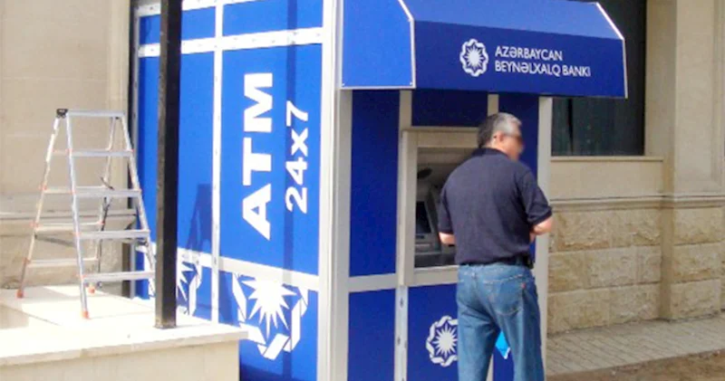 “ABB nin bankomatları kart udmaqla məşğuldur, ehtiyatlı olun”