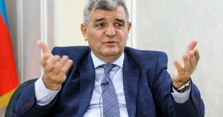 Fazil Mustafadan hadisə kimi MÜSAHİBƏ: “Onlar səadəti Mehdinin zühurunda axtarır”