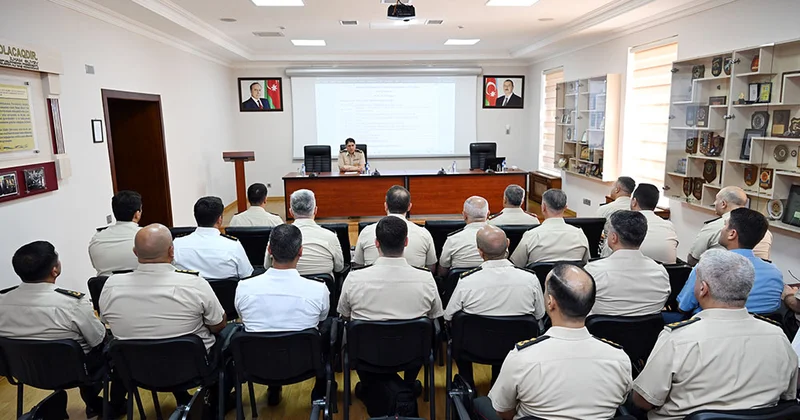 Azərbaycanın xarici ölkələrdəki attaşeləri beynəlxalq hərbi əməkdaşlığı müzakirə ediblər FOTOLAR