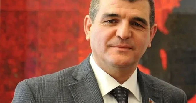 “Erməni də olsa, başı işləyirmiş...” Fazil Mustafa