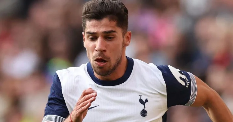 Tottenhem yarımmüdafiəçisini Premyer Liqa klkubuna satır 3 illik müqavilə
