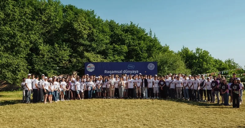 “Yay Fest 2026“nın iştirakçıları müasir şəhərlər və texnologiyalar barədə məlumatlandırılıb FOTO