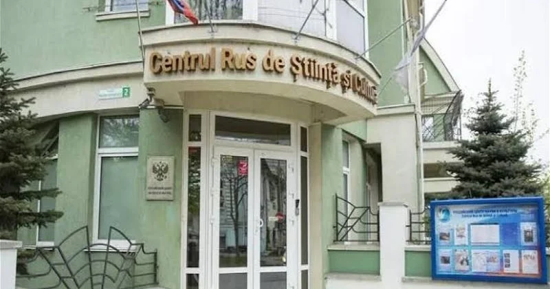 Paris Berlindəki Rus Evi ni casusluqda ittiham edir