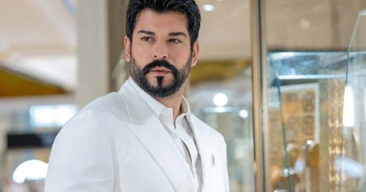 Burakın serialında o da var Foto