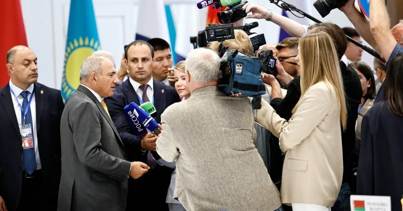 Paşinyan: Avqustun 8 inə qədər Ermənistan dalanda idi