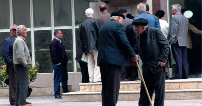Bu ərazidə pensiyalar ÖDƏNİLDİ