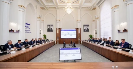 Rövşən Rüstəmov: Zəngəzur dəhlizi Orta Dəhliz üzrə yük axınlarının fasiləsizliyini təmin edəcək