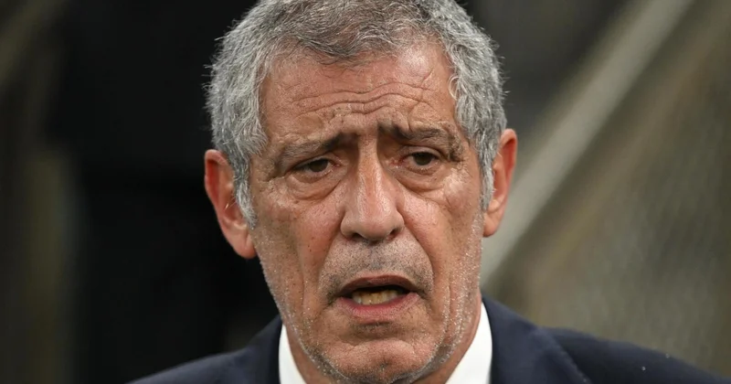 Fernandu Santuş Azərbaycan milli komandasının baş məşqçi postunu tərk edib
