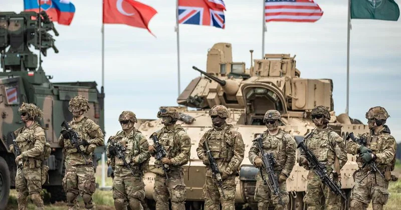 NATO dan Rusiyaya xəbərdarlıq: Cavab verəcəyik