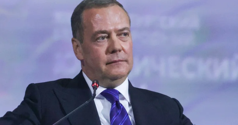 Medvedev Finlandiyanı çökməklə hədələyib