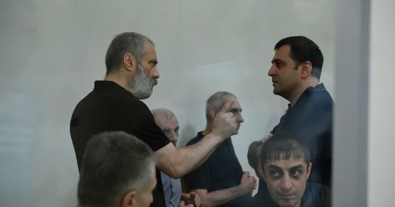 Bugünkü məhkəmədə həmin sənədlər tətqiq olundu Fotolar