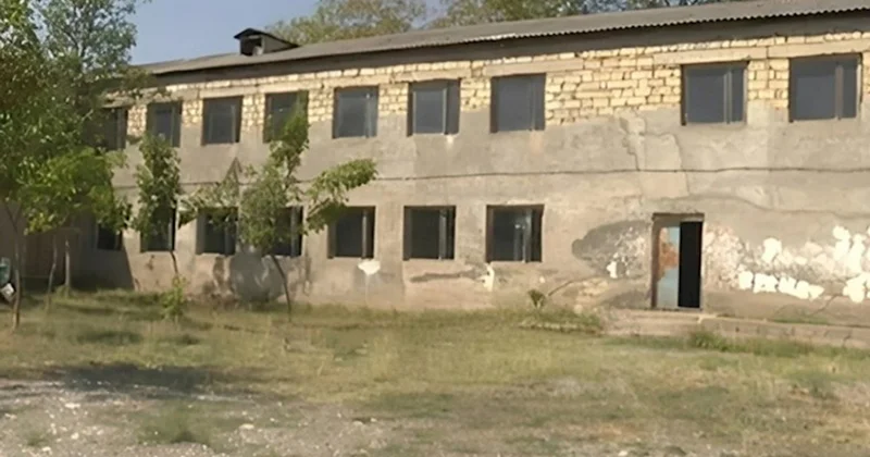 Qubadakı qəzalı məktəblərlə bağlı AÇIQLAMA