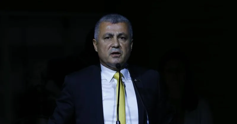 Türkiyədə daha bir bələdiyyə sədri saxlanıldı Hava limanında