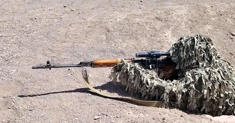В Отдельной общевойсковой армии военнообязанных научили обращаться с дронами Видео