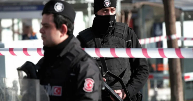 В турецком Измире атакован участок полиции есть жертвы