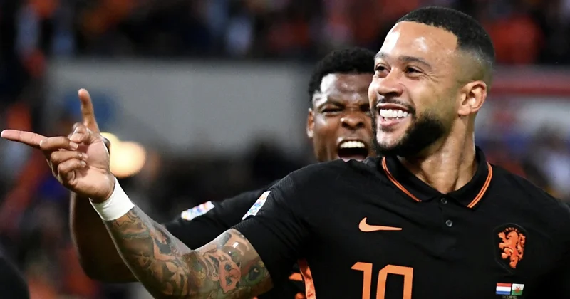 Depay Van Persini GERİDƏ QOYDU