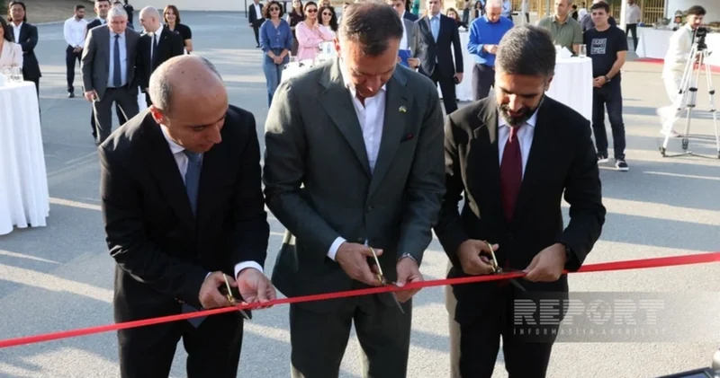 Bakıda yeni inşa edilən futbol meydançasının açılış mərasimi keçirilib