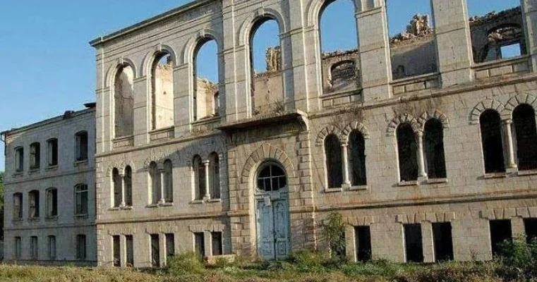Qarabag və Şərqi Zəngəzurda təcavüzə məruz qalan məktəblərimiz