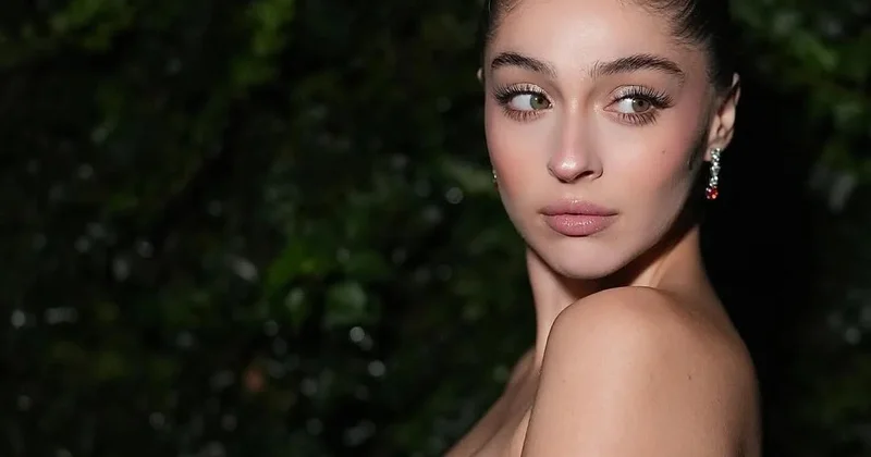 Cemre Baysel yeni münasibətə başladı FOTO