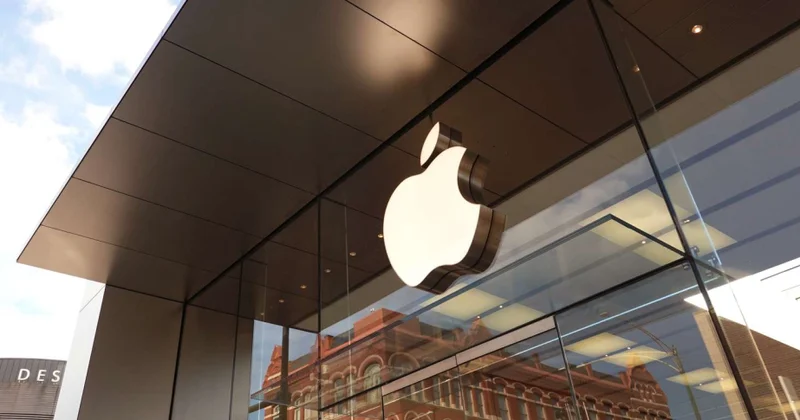 “Apple” süni intellekti pirat kitabları vasitəsilə öyrətməkdə ittiham olunur