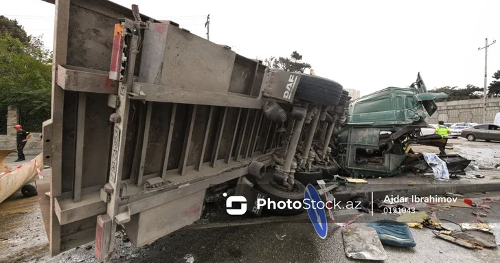 Возбуждено уголовное дело по факту падения грузовика с моста, приведшего к гибели трех человек