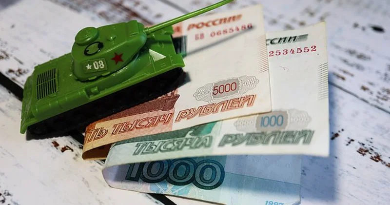 Денег все меньше, а воевать хочется