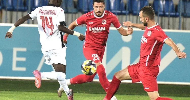 Stadion təmir olunacaq, Premyer Liqa klubu Naxçıvanda oynayacaq