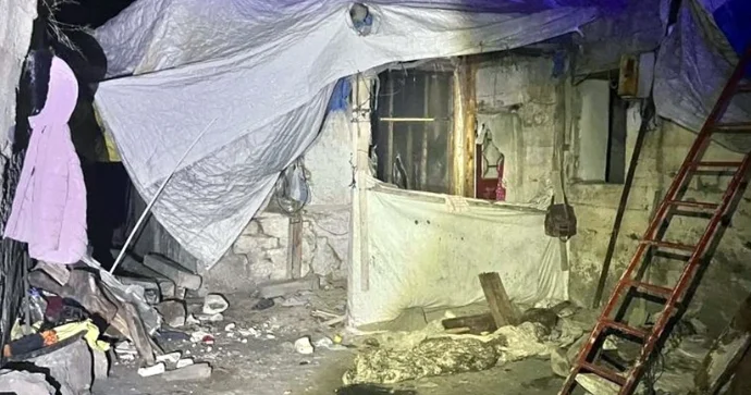 Evin damı çökdü 3 ölü, 5 yaralı