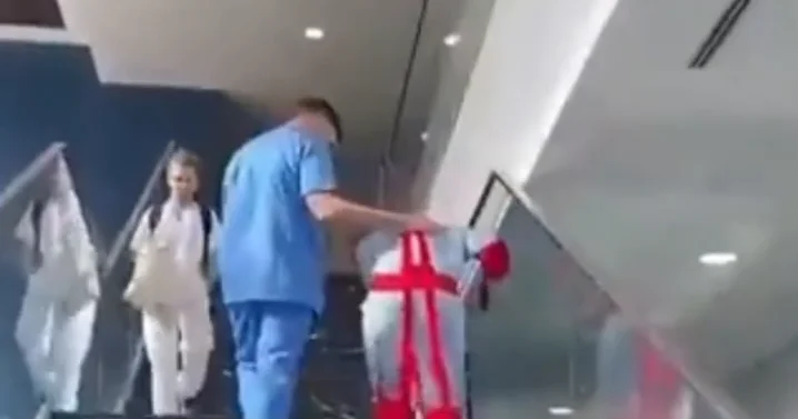 В Японии медсестёр на два часа превращают в пожилых людей ВИДЕО