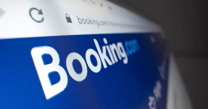 В РФ оштрафовали Booking за пропаганду ЛГБТ