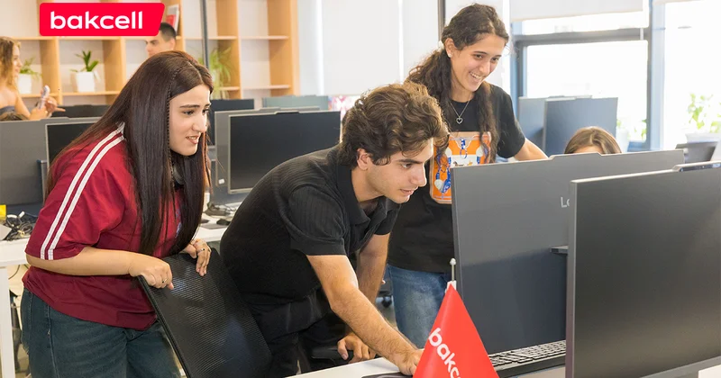“Bakcell” “Peerstack Academy” tələbələri üçün komanda yarışı keçirdi Fotolar
