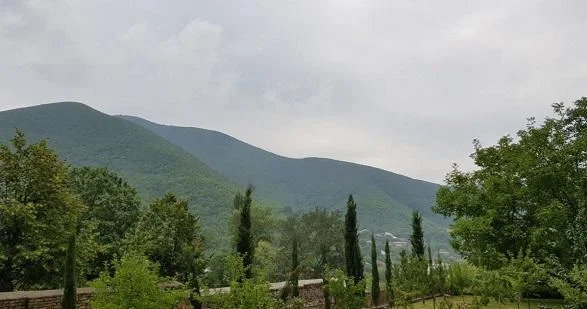 Şəkidə istirahət mərkəzində faciə: kanat qırıldı, ölənlər var