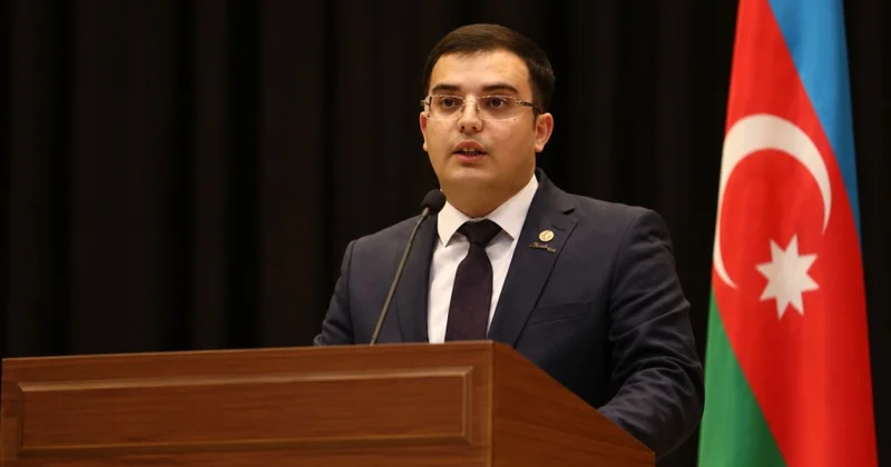 Əmrah Həsənli: Süni intellekt dövründə savadlılıq məlumatı bilmək deyil, onu düzgün dəyərləndirmək bacarığıdır