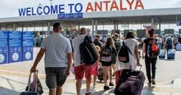 Antalyadan turistlərini itirir